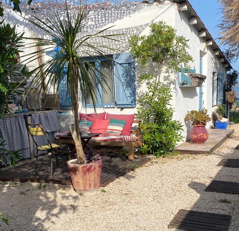 Cabanon De Pecheur En Bord De Lagune Sète Exterior foto