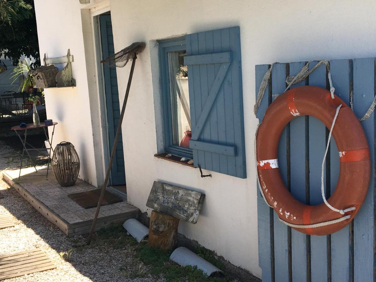 Cabanon De Pecheur En Bord De Lagune Sète Exterior foto